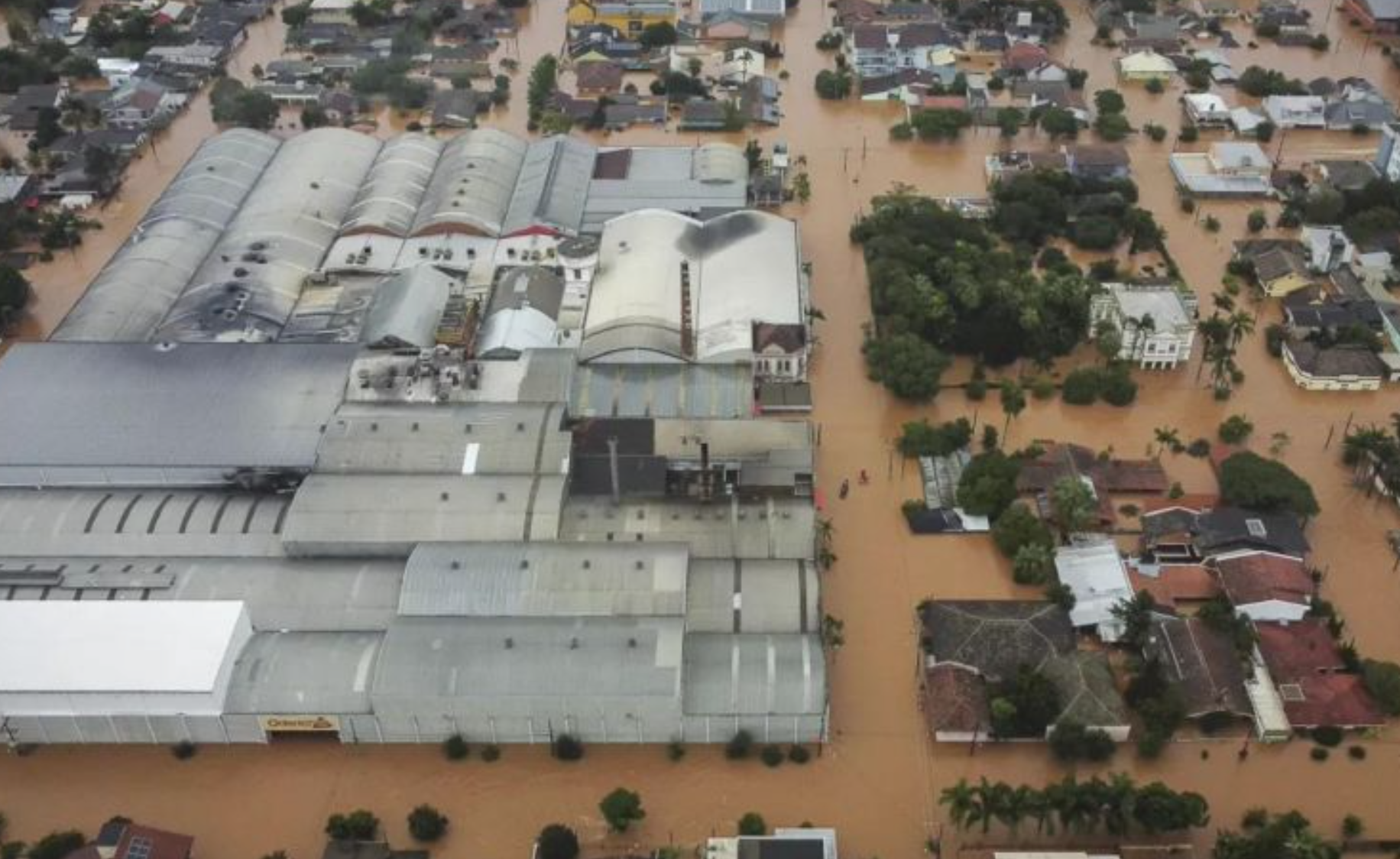 Inundaciones en Brasil dejan al menos 37 muertos